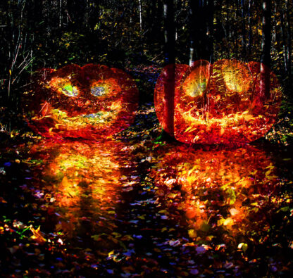 Halloween-Scary-Wood-3